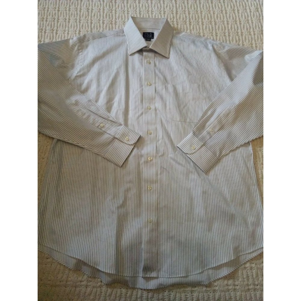 JOS A BANK Executive Collection White Pinstriped